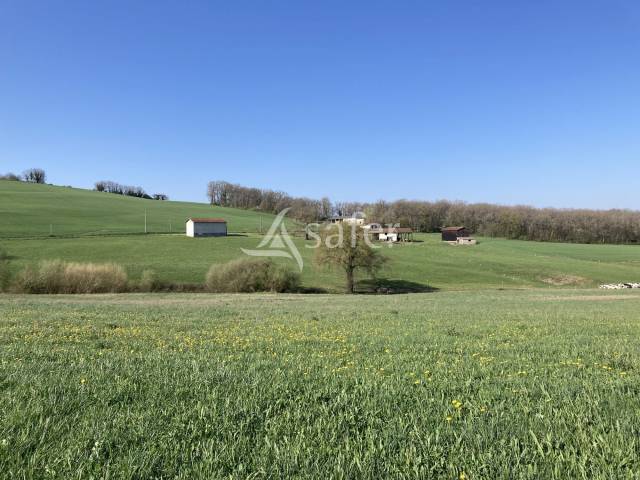 Explotaci&oacute;n agr&iacute;cola En venta Lot y Garona