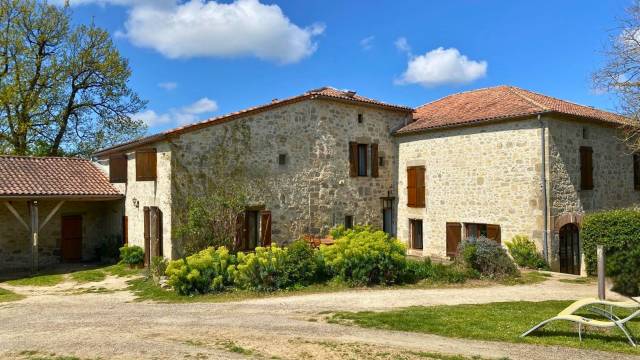 Propiedad ecuestre En venta Lot y Garona