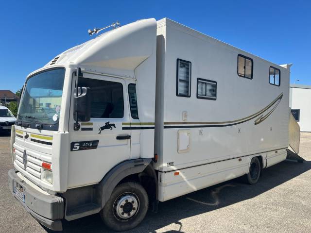 Cami&oacute;n para caballos Renault S150 Midliner 1995 De segunda mano