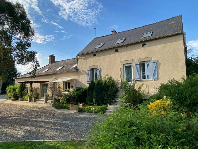 Bonita residencia ecuestre En venta Sarthe