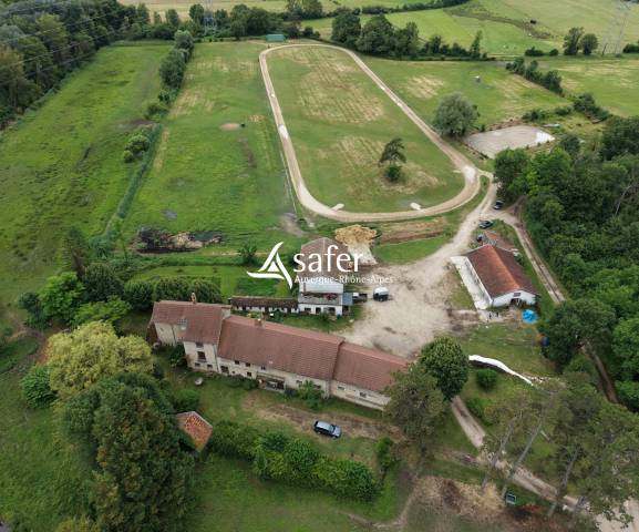 Propiedad ecuestre En venta Is&egrave;re