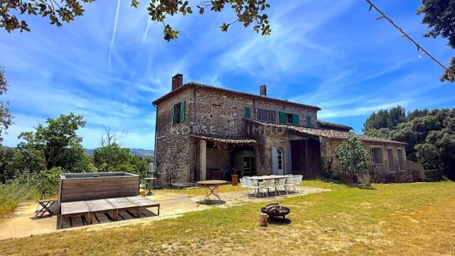 Propiedad ecuestre En venta Vaucluse