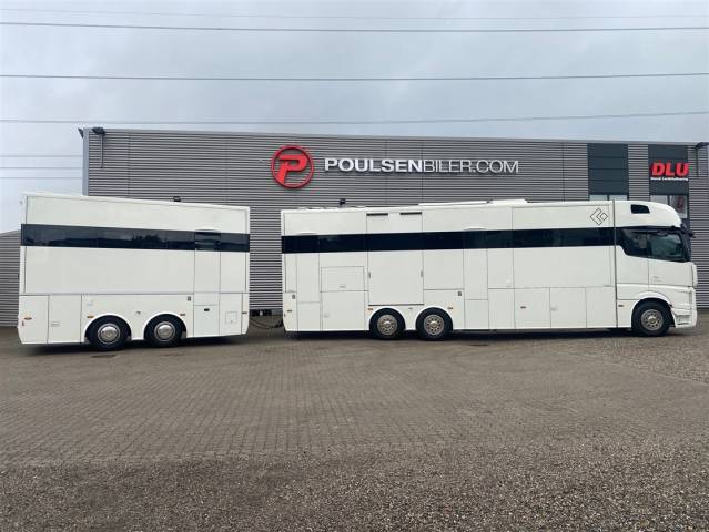 Cami&oacute;n para caballos Mercedes ketterer 2020 De segunda mano