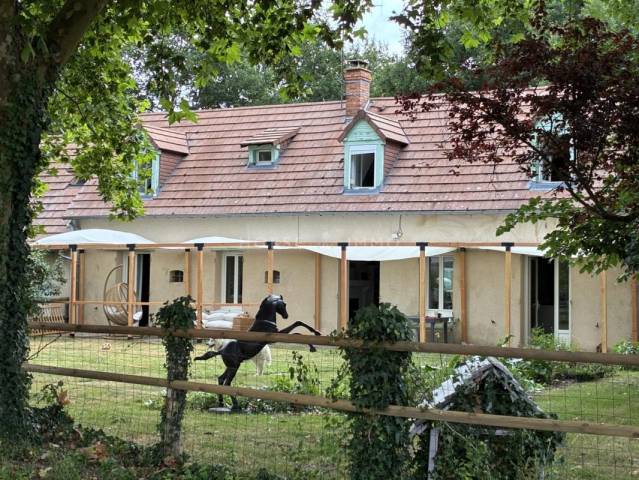 Propiedad ecuestre En venta Sarthe