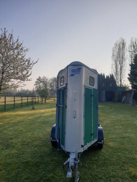 Van caballos Ifor Williams HB401R 1,5 Caballos 1995 De segunda mano