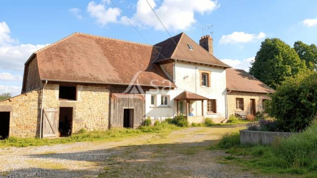Explotaci&oacute;n agr&iacute;cola En venta Alto Vienne