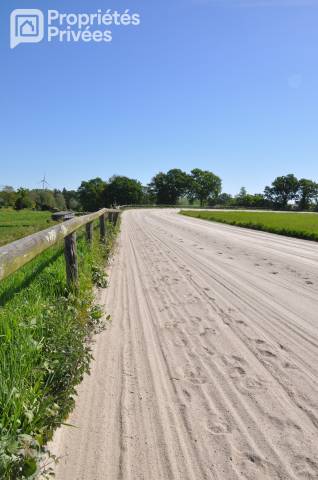 Centro ecuestre En venta Mayenne