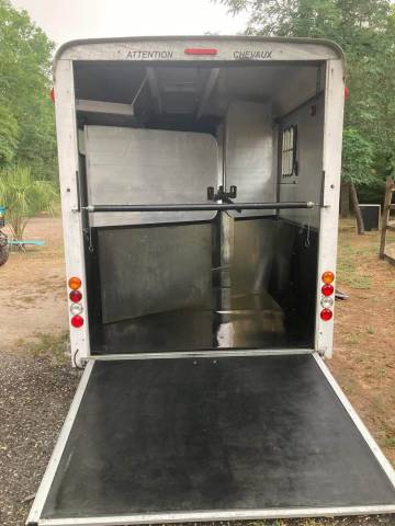 Van caballos Cheval Libert&eacute; Optimax 4 3 Caballos 2018 De segunda mano