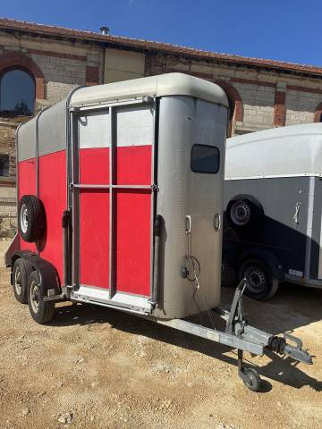 Van caballos Ifor Williams HB505R 2 Caballos 1986 De segunda mano