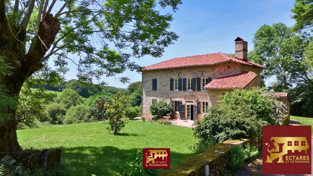 Albergue ecuestre En venta Lot