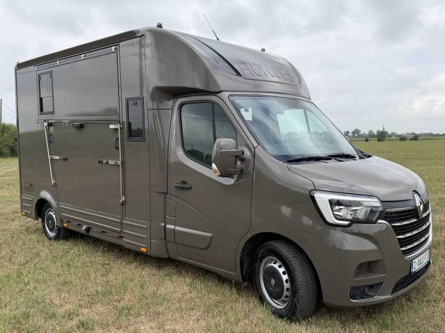 Furgoneta para caballos Renault Master Equimatt 2022 Nuevo