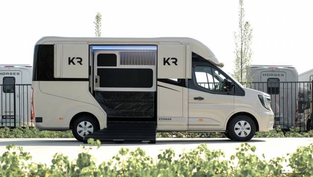 Furgoneta para caballos Krismar HARAS LONG 2026 Nuevo