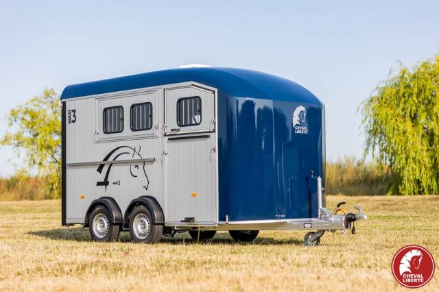 Van caballos Cheval Liberté MINIMAX  3 Caballos 2025 Nuevo