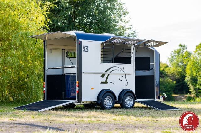 Van caballos Cheval Libert&eacute; MINIMAX 3 Caballos 2026 Nuevo