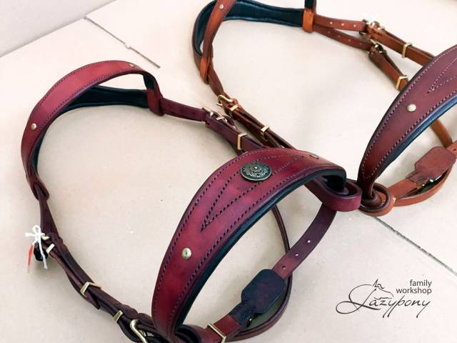 Cabezada barroca Lazypony, Baroque horse bridle