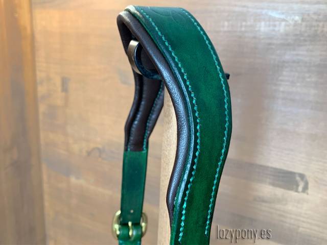 Cabezada de cuero anatómico Lazypony, Anatomical halter