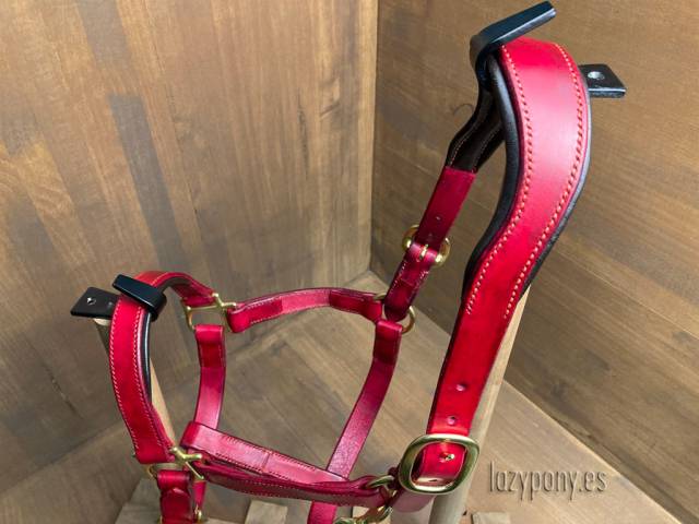 Cabezada de cuero anatómico Lazypony, Anatomical halter