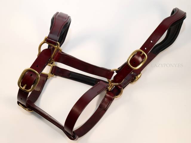 Cabezada de cuero anat&oacute;mico Lazypony, Anatomical halter