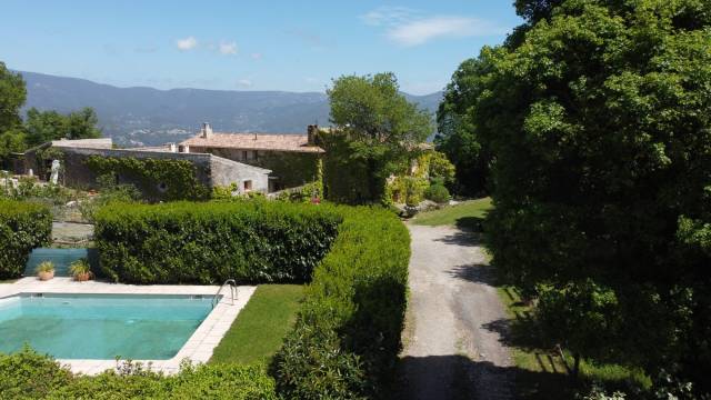 Albergue ecuestre En venta Alpes Marítimos