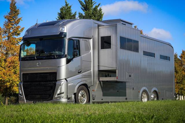 Camión para caballos Volvo VOLVO FH 500 Luxe NEUF 2024 Nuevo
