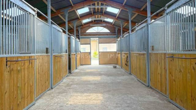 Propiedad ecuestre En venta Drôme