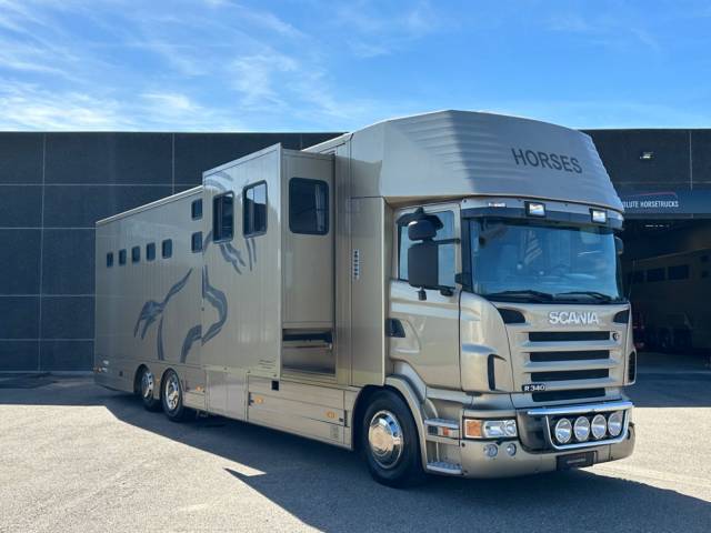 Camión para caballos Scania SCANIA 0 De segunda mano