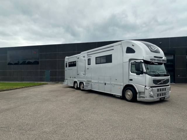 Camión para caballos Otra marca VOLVO 0 De segunda mano
