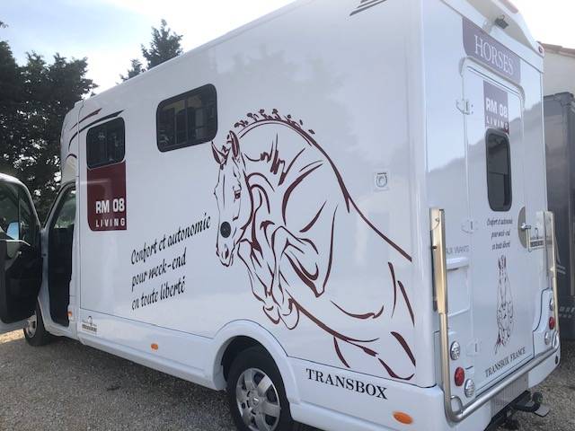 Furgoneta para caballos Trans Box Living 2025 De segunda mano