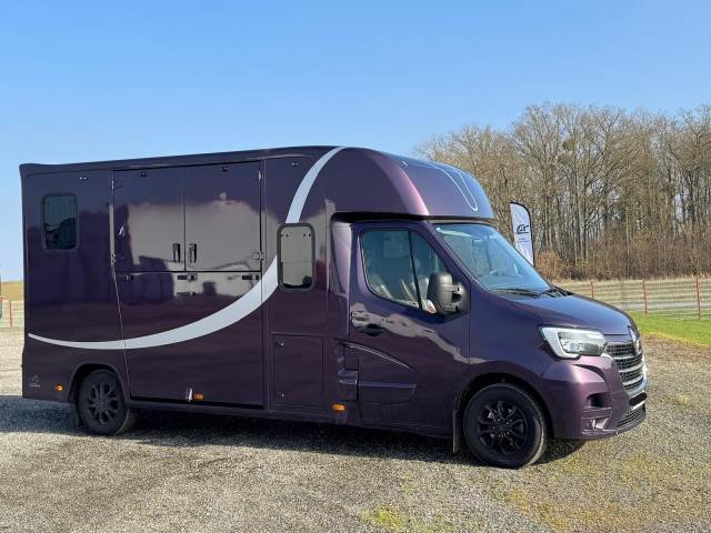 Furgoneta para caballos Chardron Renault Master 2023 De segunda mano
