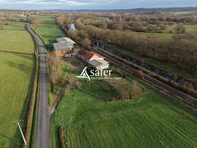 Explotaci&oacute;n ovina En venta Allier