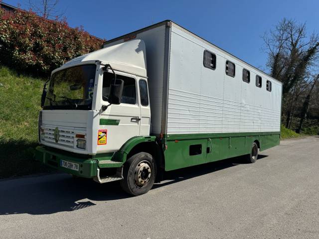 Camión para caballos Renault M200 1993 De segunda mano