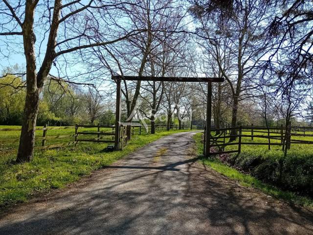Propiedad rural En venta Yonne