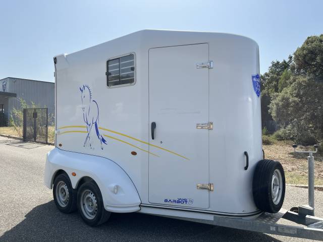 Van caballos Barbot  2 Caballos 2022 De segunda mano