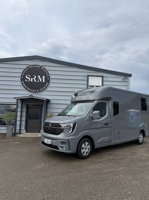 Furgoneta para caballos STX RENAULT MASTER  2025 Nuevo