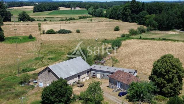 Explotación agrícola En venta Corrèze