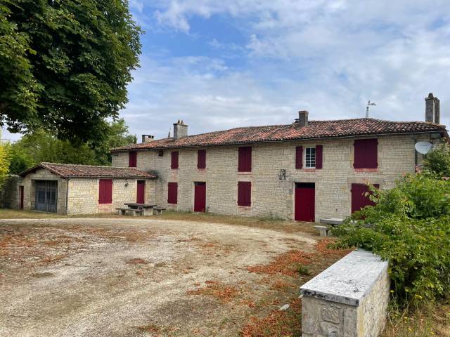 Propiedad ecuestre En venta Deux-Sèvres