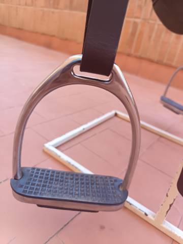 MONTURA + ESTRIBOS + CINCHA