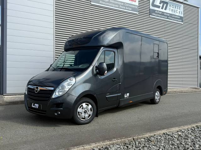 Furgoneta para caballos STX MOVANO 165CH 2018 De segunda mano