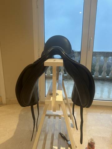 Silla Bates Doma 17,5