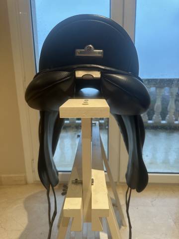 Silla Bates Doma 17,5