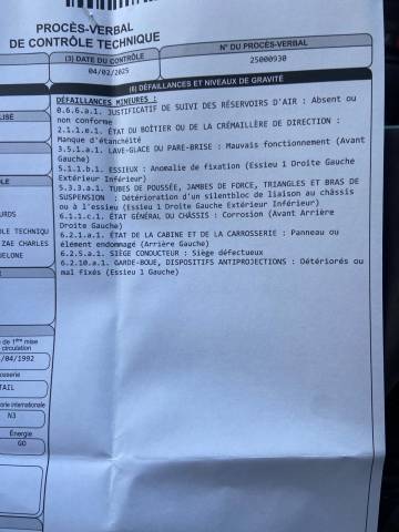 Cami&oacute;n para caballos Renault G230 1992 De segunda mano