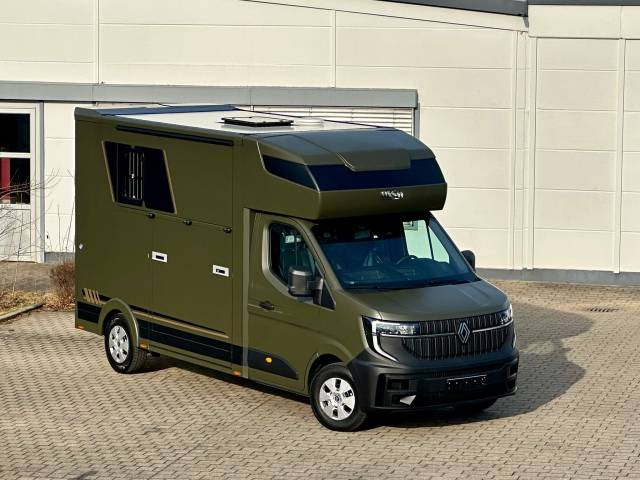 Furgoneta para caballos Renault RENAULT 0 Nuevo