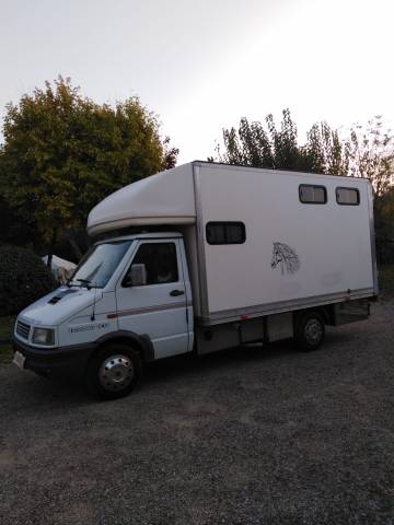 Furgoneta para caballos Fiat  Iveco 1989 De segunda mano