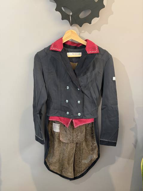 Frac competici&oacute;n equitaci&oacute;n Animo Italia mujer