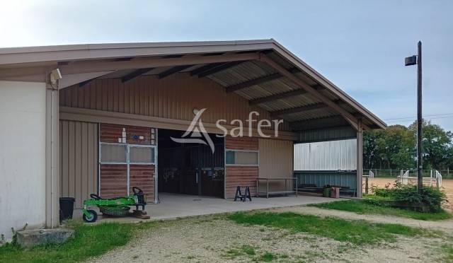 Propiedad ecuestre En venta Charente Mar&iacute;timo