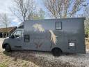 Furgoneta para caballos Renault Master 2022 De segunda mano