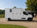 Furgoneta para caballos Les Vans ACR Renault Master 2017 De segunda mano