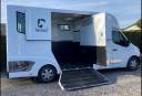 Furgoneta para caballos Theault Proteo Switch 2023 De segunda mano