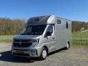 Furgoneta para caballos TBST Renault Master 2025 Nuevo