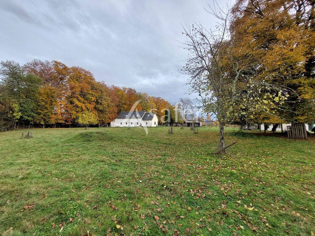 Propiedad rural En venta Corr&egrave;ze